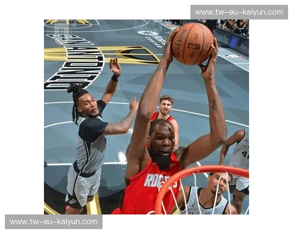 德州电锯般的极致对决：火箭vs马刺全场回放，见证天赋与铁血的碰撞